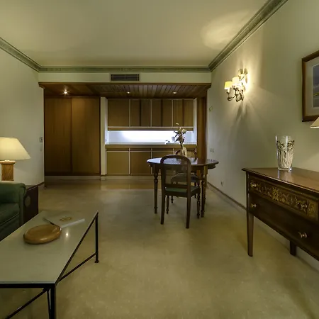 ソーラー パルメイラス 4*